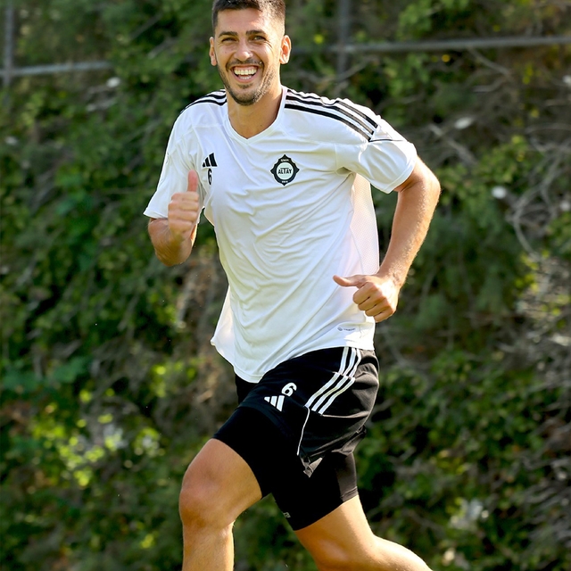 Altay'da tecrübeli oyuncular beklemede