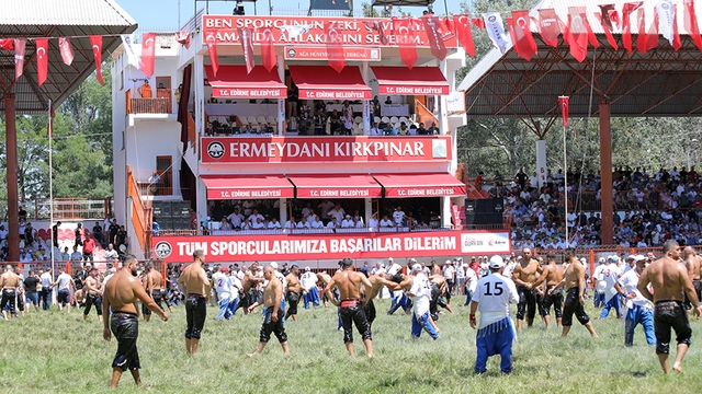 Kırkpınar'da başpehlivana 1 milyon 655 bin TL ödül