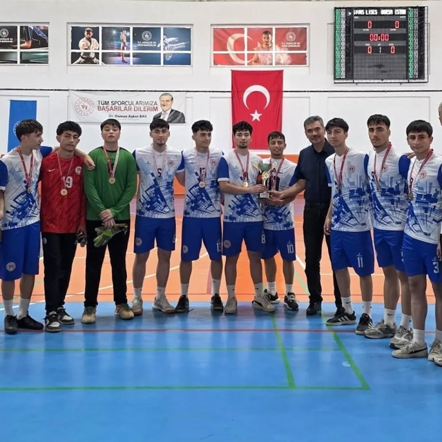 Futsalda şampiyonluk sevinci