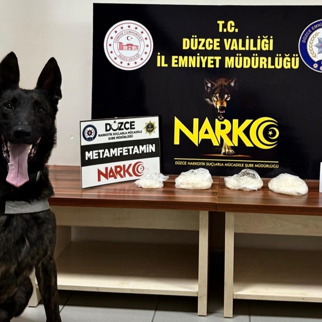 Durdurulan takside 3 milyon liralık uyuşturucu ele geçirildi