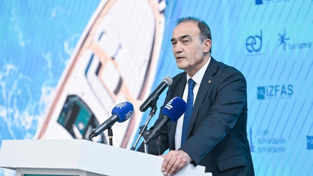 İzmir Büyükşehir Belediye Başkanı Tugay'ın ardından peş peşe istifalar