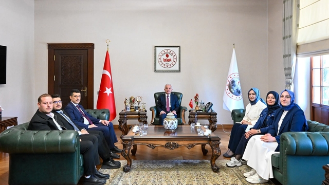 Kırklareli Valisi Turan'a ziyaretler sürüyor