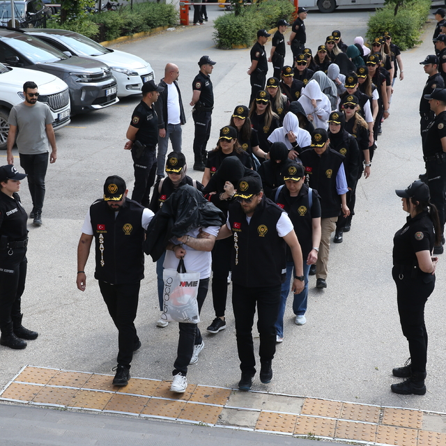 Eskişehir'deki fuhuş operasyonunda yakalanan 7 şüpheli tutuklandı