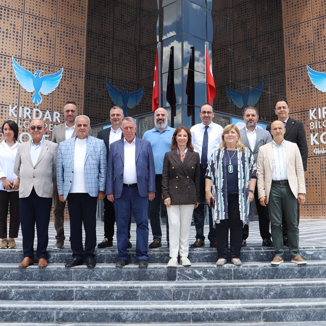 KUTSO'dan yoğun temas trafiği: ziyaretler, kutlamalar ve eğitim iş birlikle...