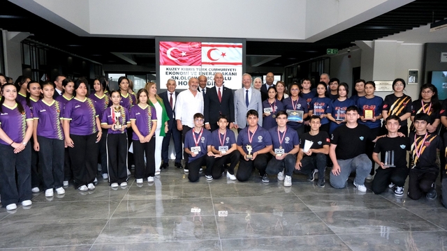 KKTC'den Mersinli sanayicilere yatırım çağrısı
Bakan Amcaoğlu: "Mersin OSB'nin tecrübesinden yararlanmak istiyoruz"