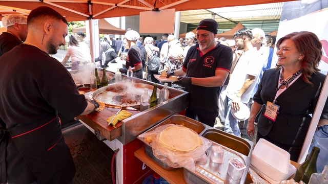 Mersin'in tescilli lezzetleri masaya yatırıldı