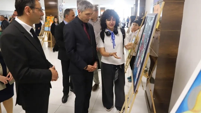 Bayburt BİLSEM öğrencilerinden yıl sonu sergisi
