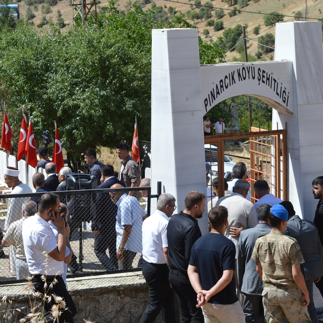 Mardin'de PKK'lı teröristlerin 39 yıl önce şehit ettiği 30 kişi anıldı