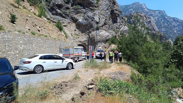 Serinlemek için girdiği nehirde kayboldu