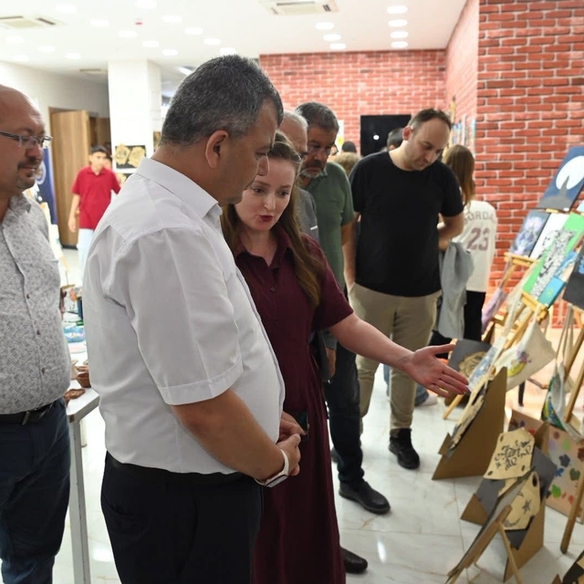 Emirdağ Mithatpaşa Ortaokulu'ndan 'Sanat Şöleni'