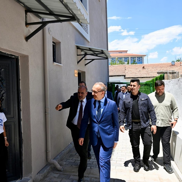 Malatya'da Hacı Mehmet Turgut Camii ibadete açıldı