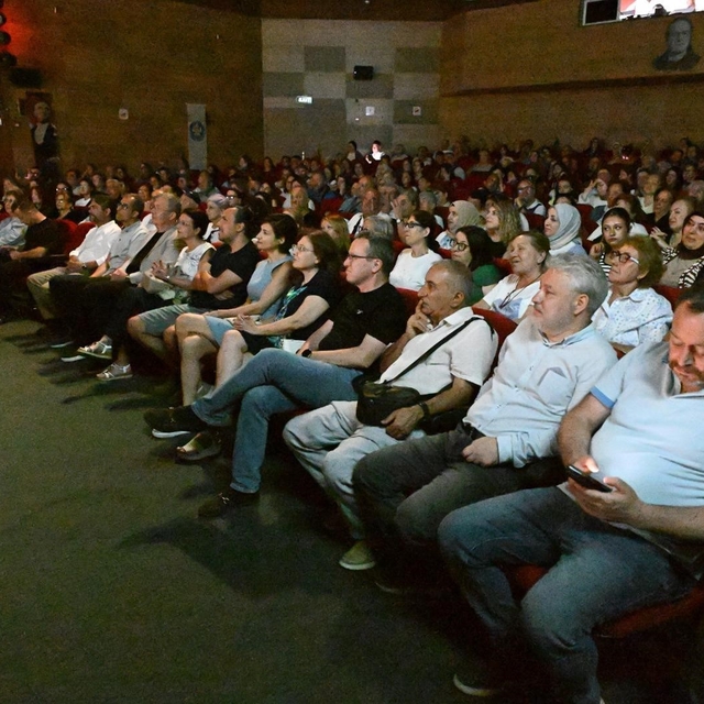 Manisa, hemşehrisi İlhan Şeşen'i unutmadı