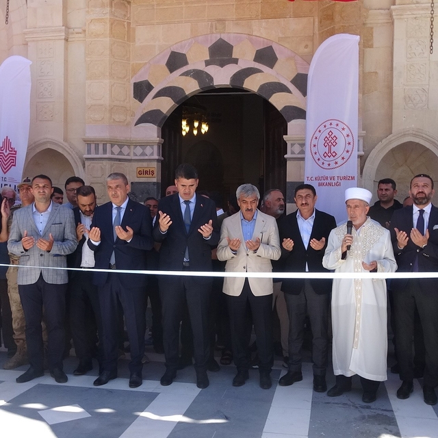 Depremde hasar gören Kilis Ulu Cami ile Şurahbil Bin Hasene Cami ve Türbesi...