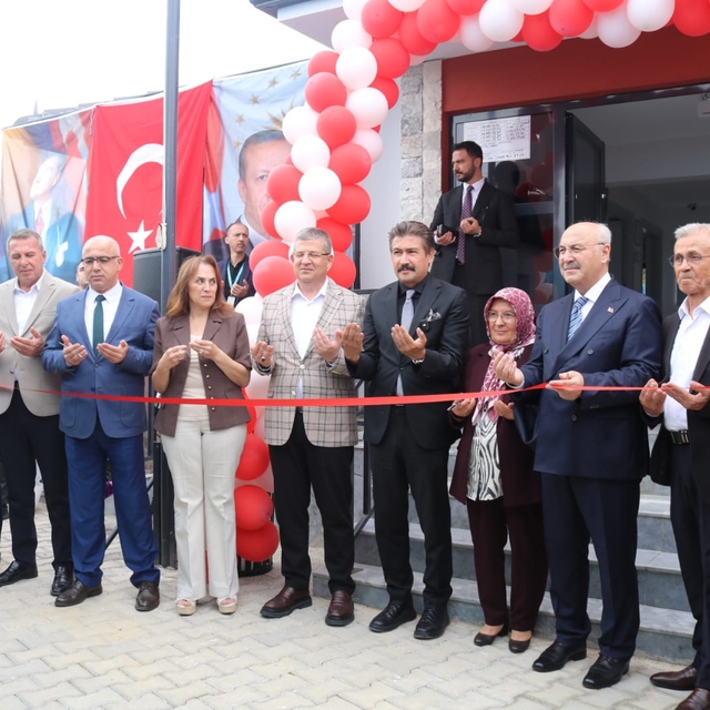 Çivril'de hayırseverlerce yaptırılan aile sağlık merkezi hizmete girdi