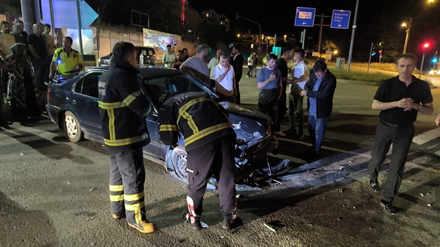 Tokat'ta zincirleme trafik kazasında 4 kişi yaralandı