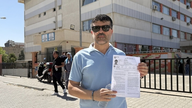 Üç çocuğunu üniversiteli yaptı, şimdi kendi hayali için YKS sıralarında