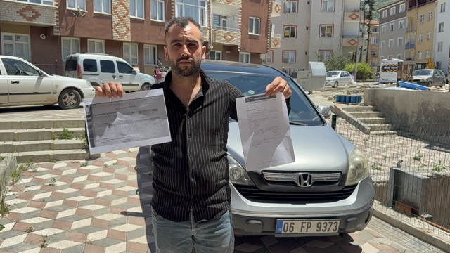 Otomobilin üç önceki sahibinin cezası yeni sahibinin başını ağrıttı
İki ay önce aldığı otomobile 2024 yılında kesilen trafik cezasını ödemek zorunda kaldı