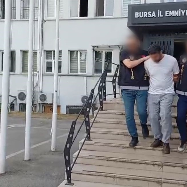 13 yıldır kırmızı bültenle aranan firari hükümlü Bursa'da yakalandı