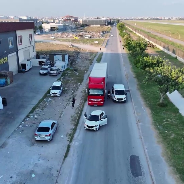 Adana'da 408 bin 235 uyuşturucu hap ele geçirildi