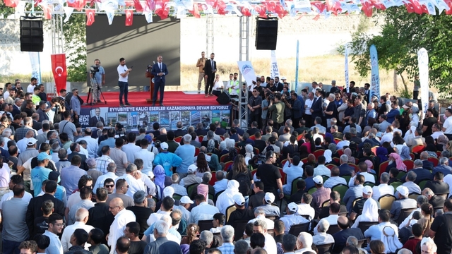 Şanlıurfa'da yıkılan cezaevinin yerine belediye hizmet binası yapılıyor
