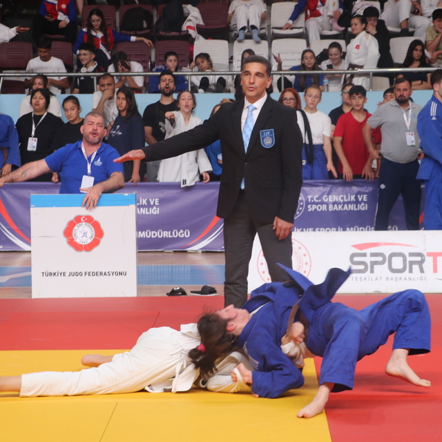 Yeşilay Yıldızlar Türkiye Judo Şampiyonası Hatay'da devam ediyor