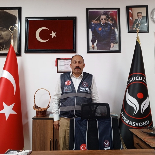 Çöp kamyonu şoföründen madde bağımlılığına karşı örnek mücadele