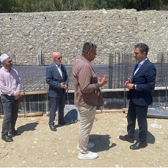 Çökek Mahallesi'nde cami inşaatı devam ediyor