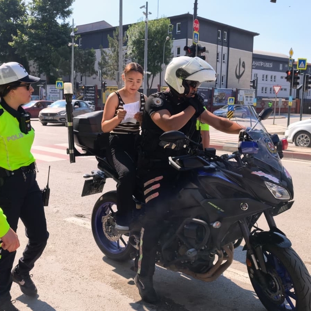Sınava 1 dakika kala polis yetiştirdi