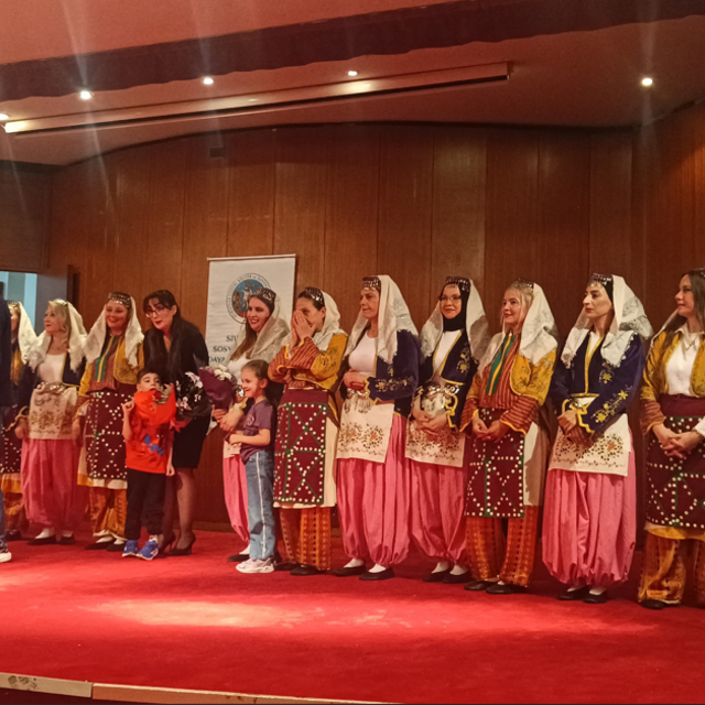 ESSİVDER Halk Oyunları Topluluğu yılsonu gösterisi yoğun ilgi gördü
Eskişeh...