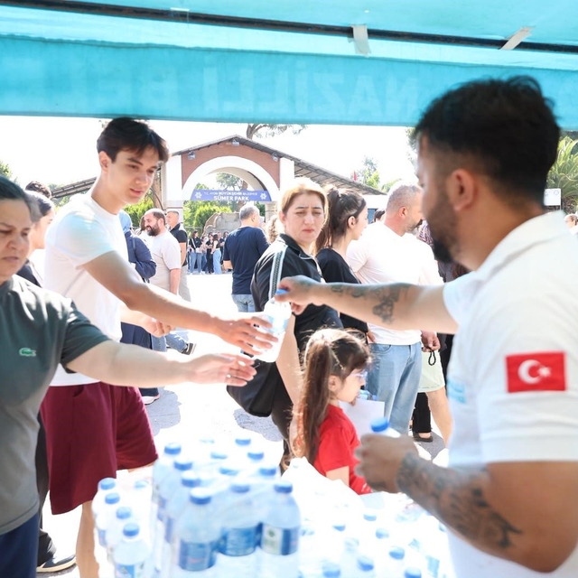 Nazilli Belediyesi'nden YKS adaylarına ve ailelerine destek