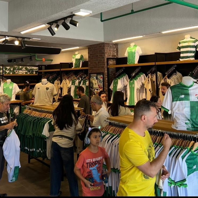 Bursaspor formalarına taraftardan yoğun ilgi