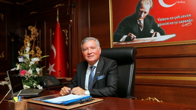 Başkan Kepenek: "Babalarımız, ailelerimizin en kıymetli değerlerindendir"