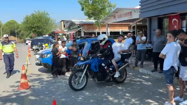 YKS'ye yetişemeyen öğrencinin imdadına jandarma yetişti