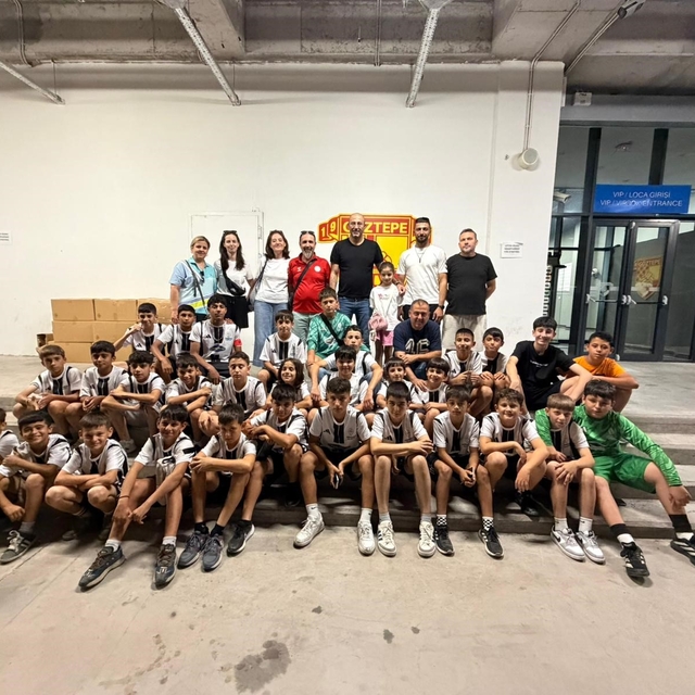 Başkan Zencirci'den Germencikli genç futbolculara anlamlı jest