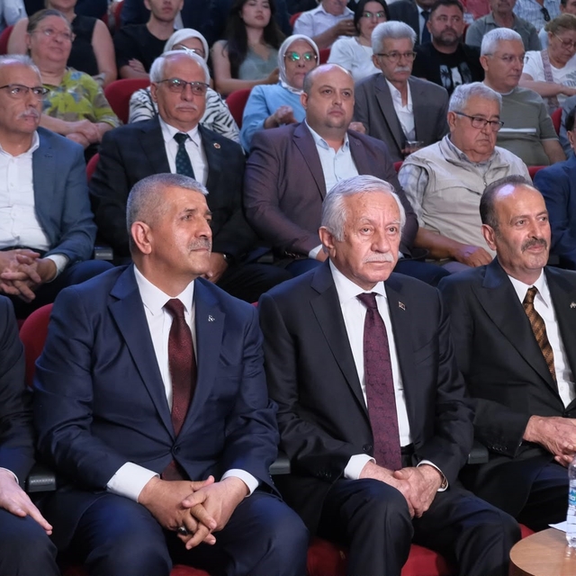 MHP'li Şahin: "Ya silahlar gömülecek ya da silahlarıyla gömülecekler"