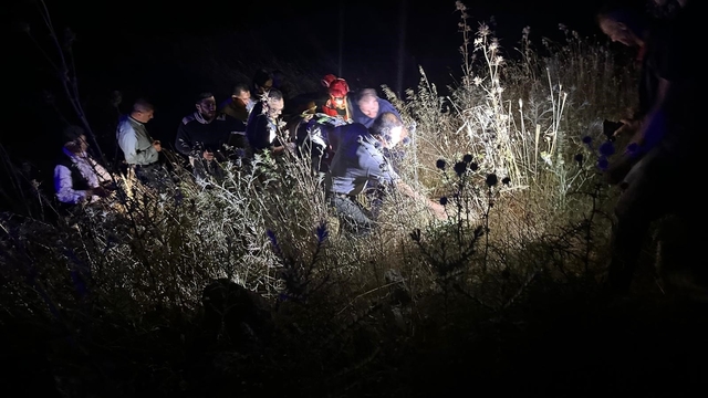 Balıkesir'de traktör yoldan çıktı: 3 yaralı