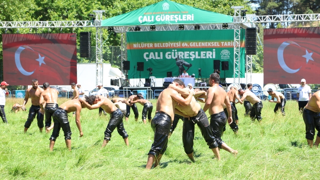 64. Geleneksel Çalı Güreşleri'nde başpehlivan Erkan Taş, güreş ağası Mustafa Cebeci oldu