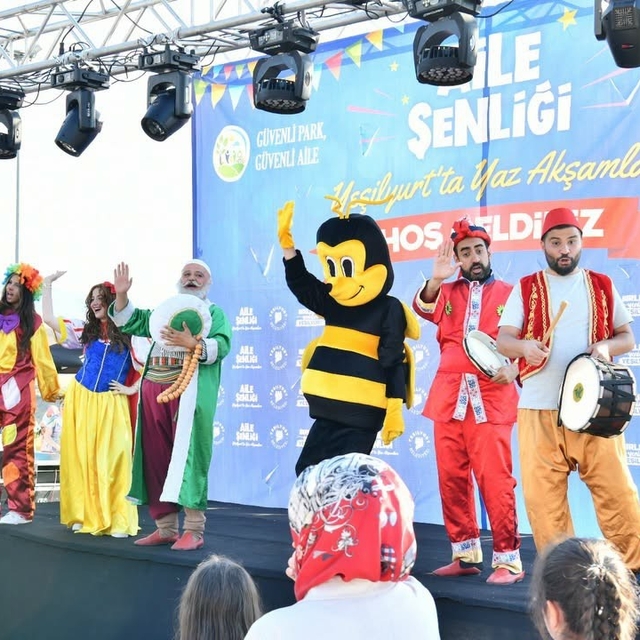 Yeşilyurt ilçesinde "Yaz Akşamları" renkli ve keyif dolu etkinliklerle başl...