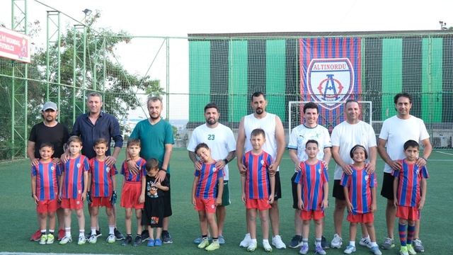 Bodrum'da babalar sahaya çıktı