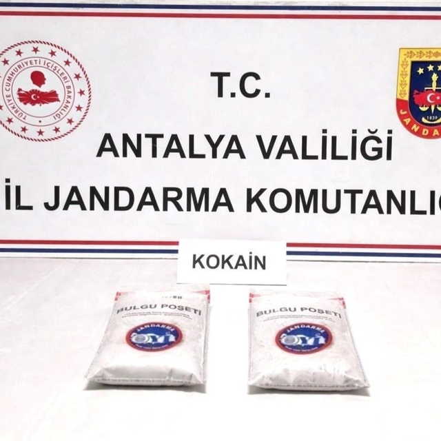 Antalya'da 1,3 kilogram kokain ele geçirildi, 2 şüpheli tutuklandı