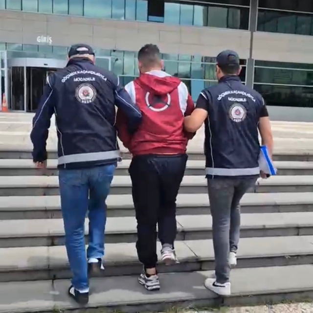 TEM Otoyolu'nda 6 düzensiz göçmen yakalandı: Organizatör tutuklandı