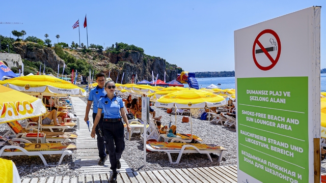 Büyükşehir zabıtasından 'Dumansız plaj' uygulaması denetimi
Kurallara uymayana cezai işlem uygulanacak
