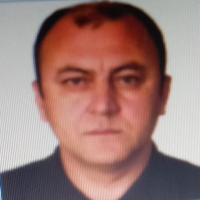 Sağlık memuru evinde ölü bulundu