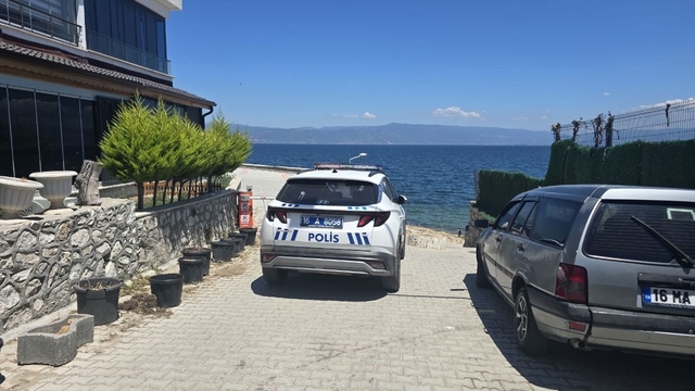 Serinlemeye girdiği denizde fenalaştı, hastanede öldü