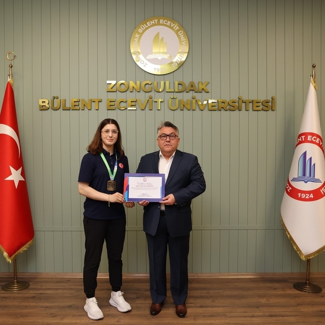 Rektör Özölçer Dünya Şampiyonu Basancı'yı kabul etti