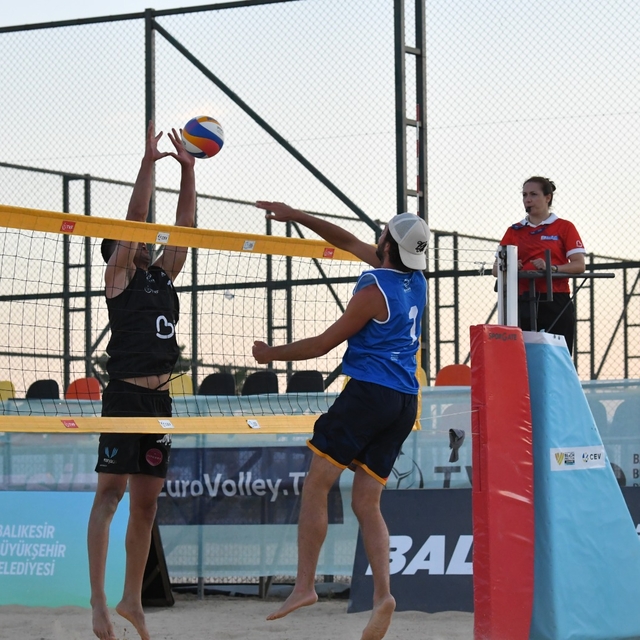 Plaj voleybolunda "VW Beach Pro Tour Futures" heyecanı, Balıkesir'de yaşana...