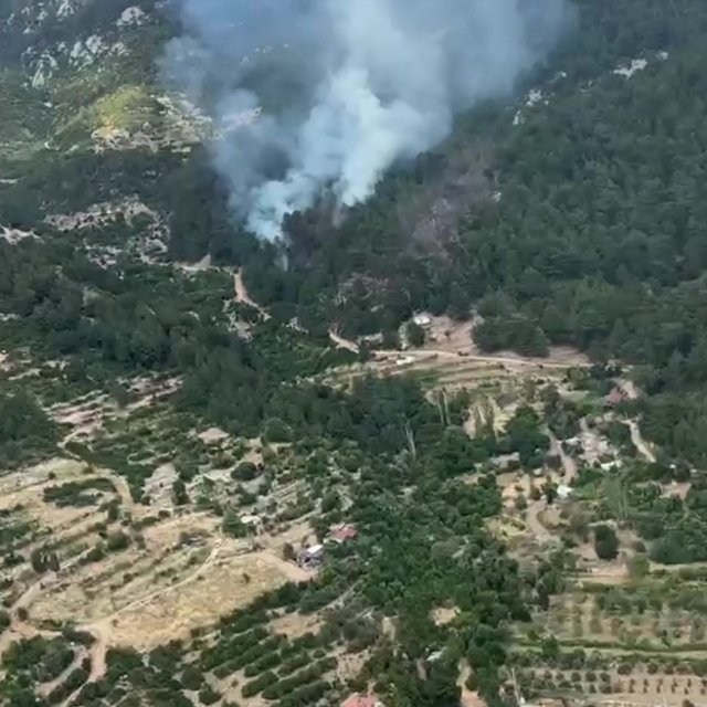 Antalya'da 5 farklı noktada çıkan yangınlar kontrol altına alındı