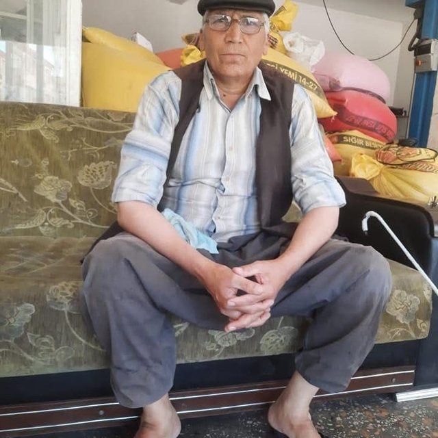 Yalnız yaşayan adam evinin önünde ölü bulundu