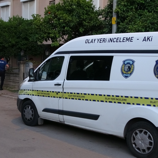 Rus turist bahçede ölü bulundu
