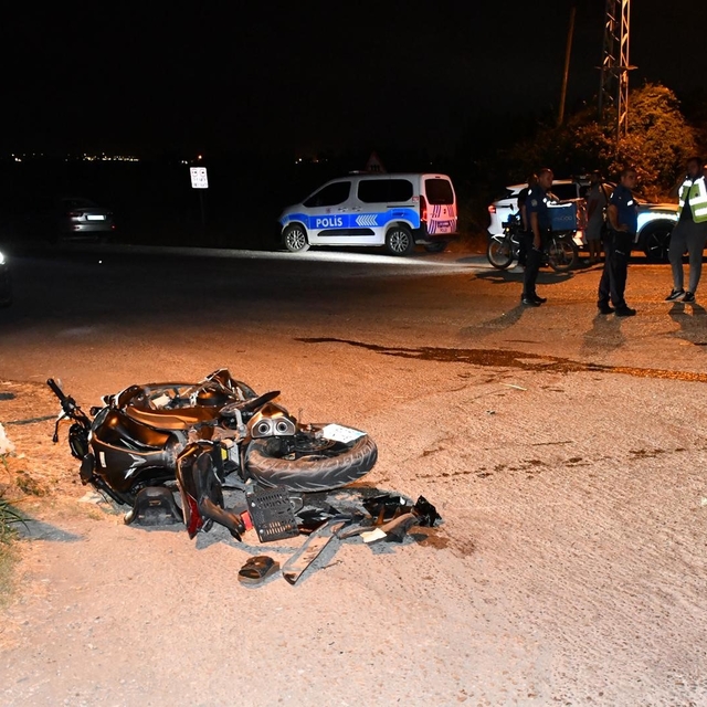 Hatay'da otomobille motosiklet çarpıştı: 4 yaralı